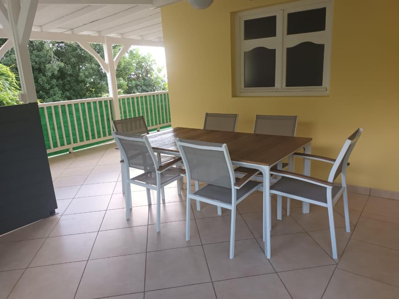 Ti Kaz En Nou' Apartment Pointe-Noire Ruang foto